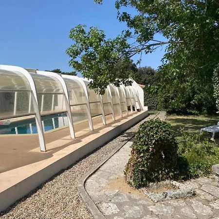 Io Ile Oleron La Lumineuse Piscine, Bois & Acces Prive A La 別荘